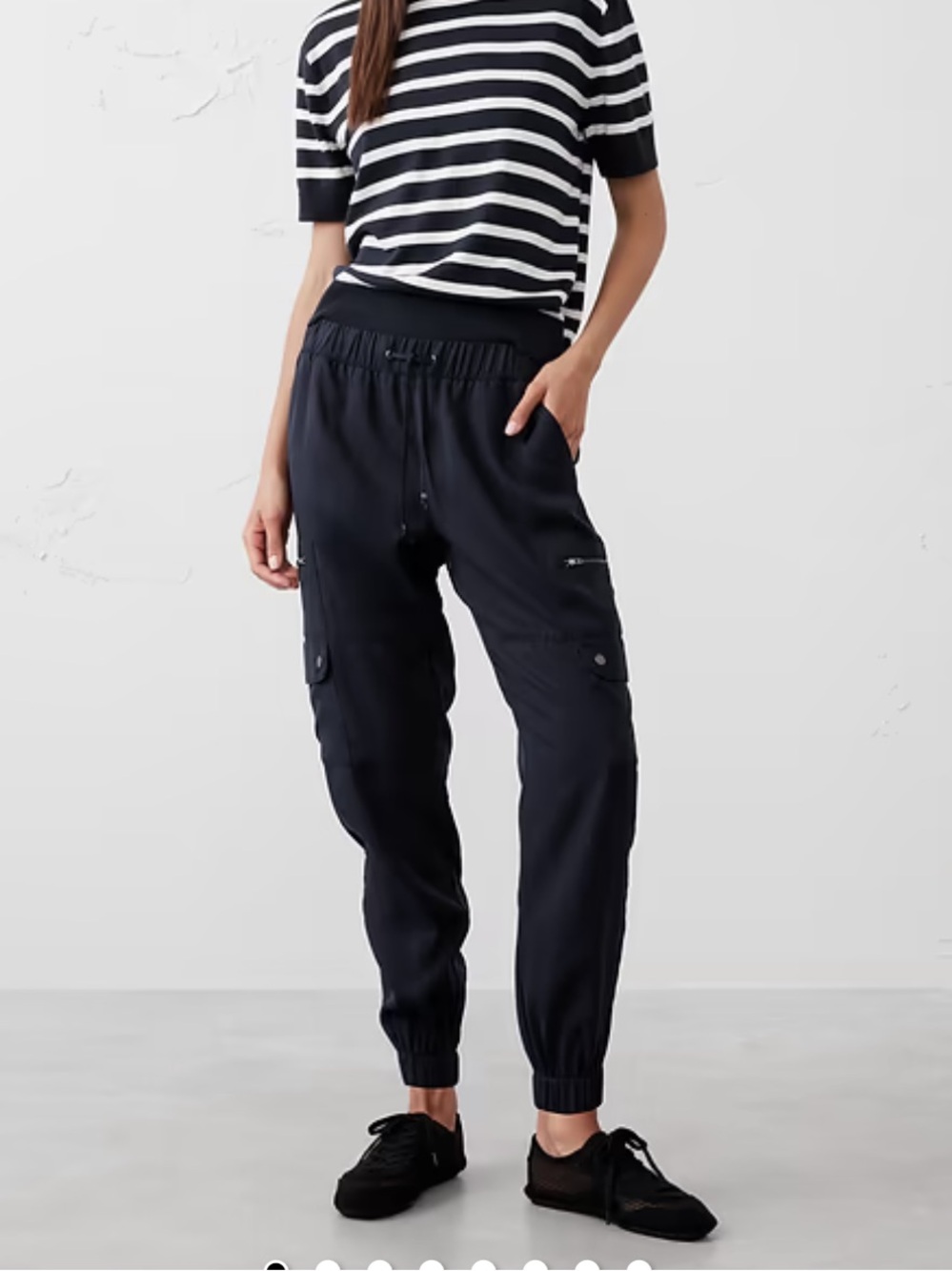 Banana Republic Navy Tinsel Cargo Joggers XS S Runs Big
